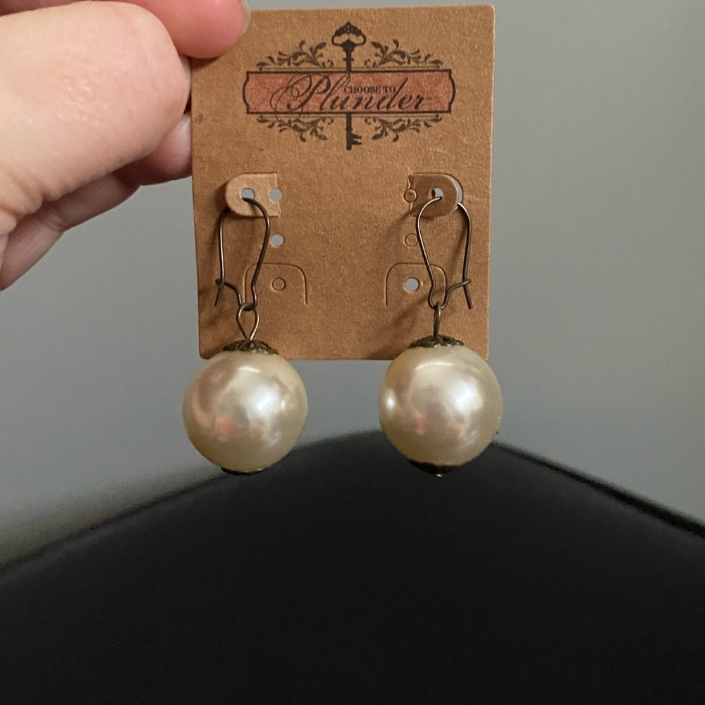 Plunder Earrings - NWT